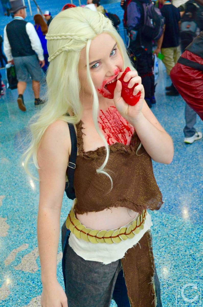 WonderCon Cosplay Saturday 2016 39 Daenerys Targaryen