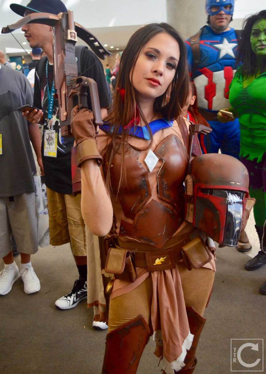 WonderCon Cosplay Saturday 2016 58 Boba Fett Pocahontas Hendo