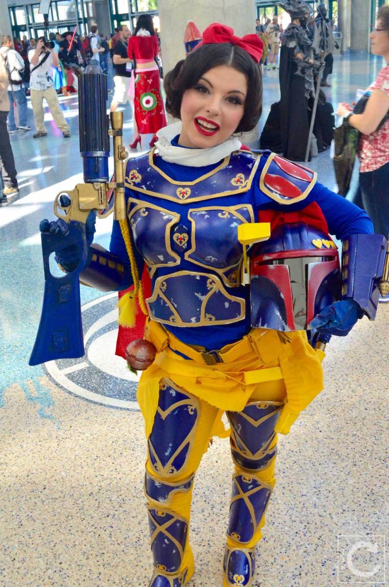 WonderCon Cosplay Saturday 2016 72 Boba Fett Snow White Amber Arden