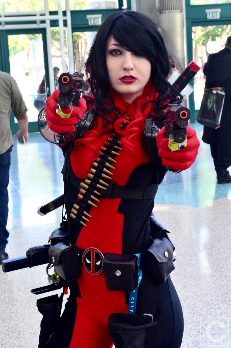 WonderCon Cosplay Sunday 2016 50 Lady Deadpool