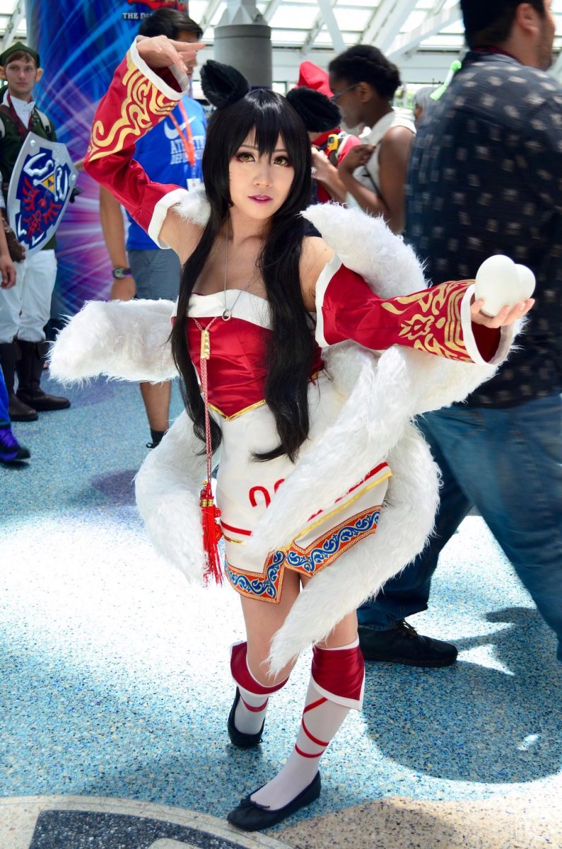 Anime Expo 2016 Cosplay 58 Ahri League of Legends
