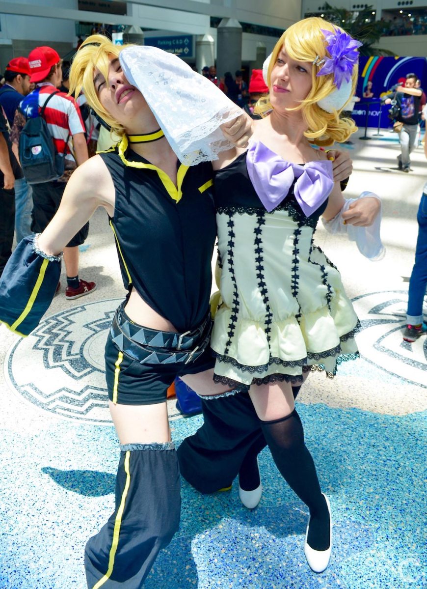 Anime Expo 2016 Cosplay Funny 15 Colorful x Melody Hatsune Miku