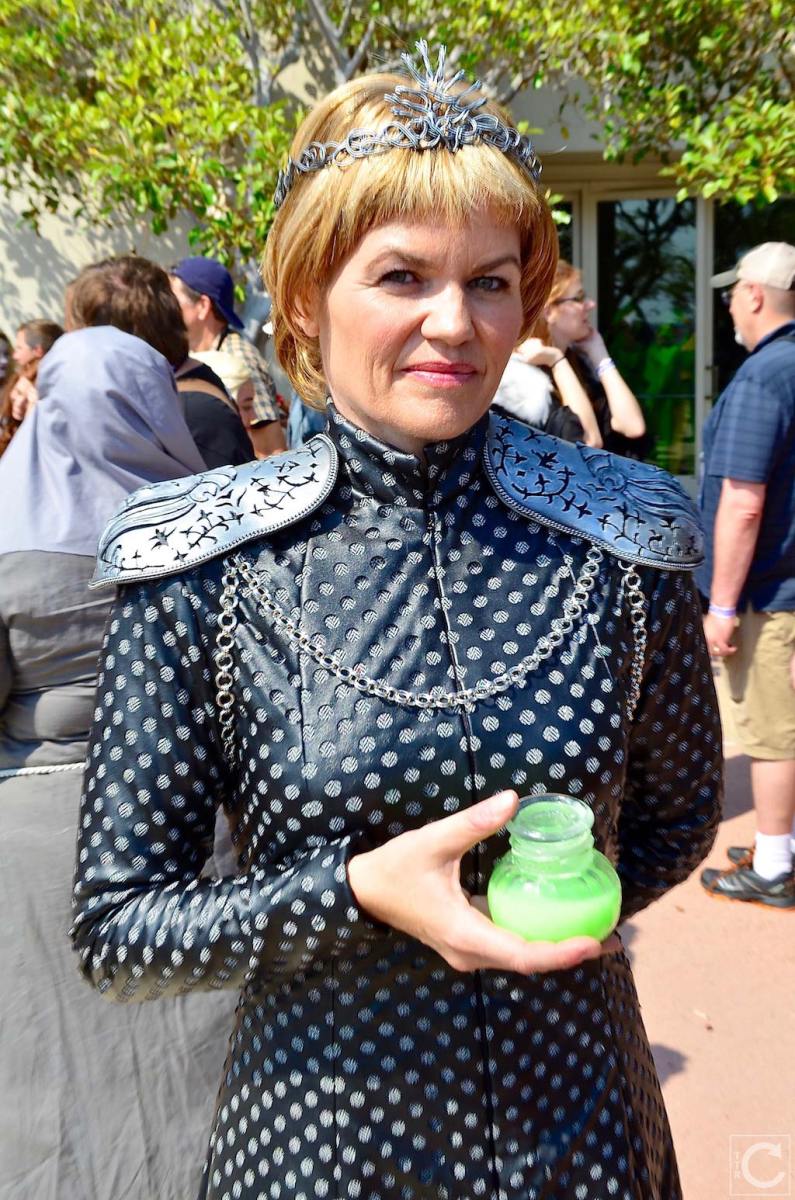 san-diego-comic-con-2016-cosplay-124-cersei-lannister-game-of-thrones