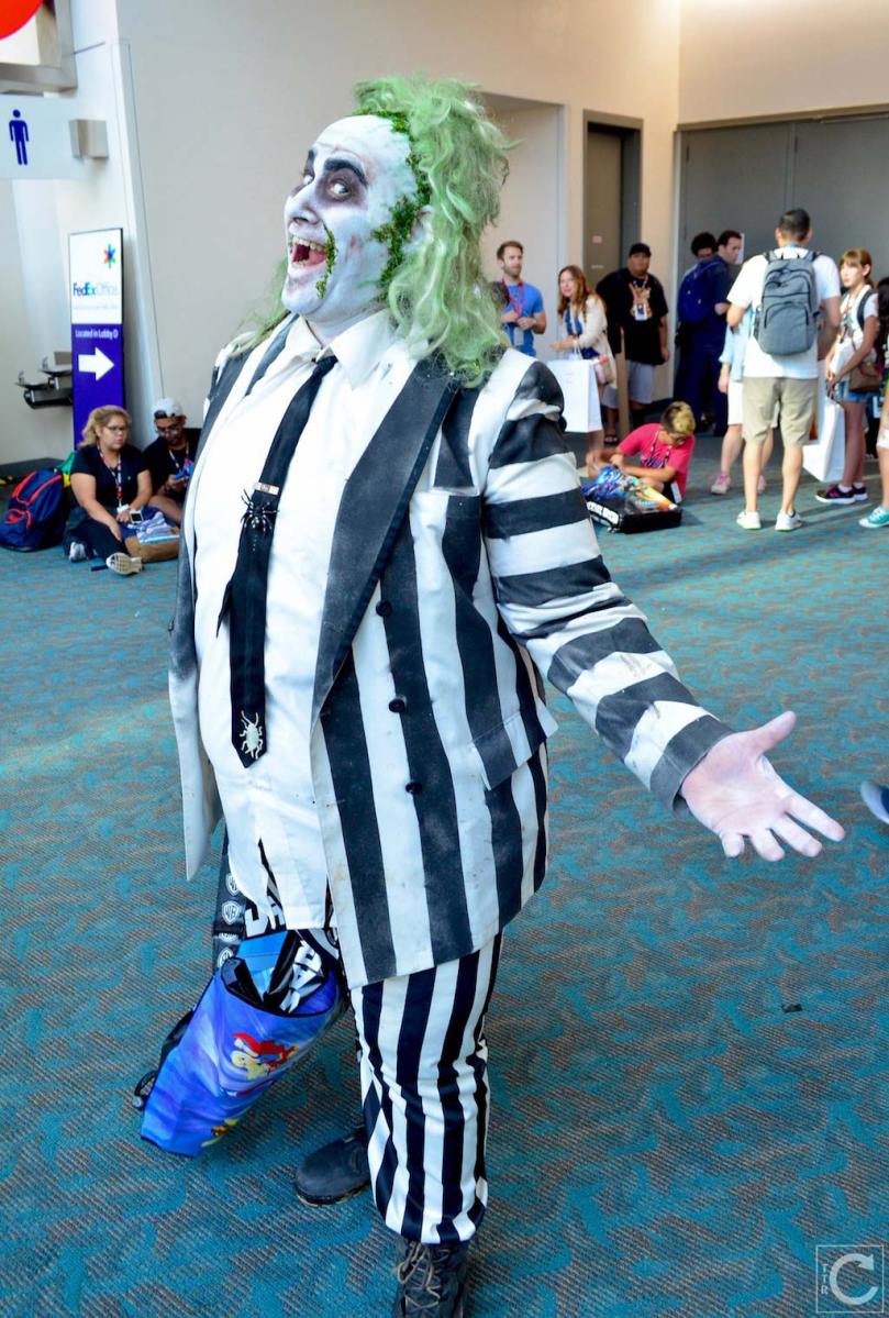 san-diego-comic-con-2016-cosplay-163-beetlejuice