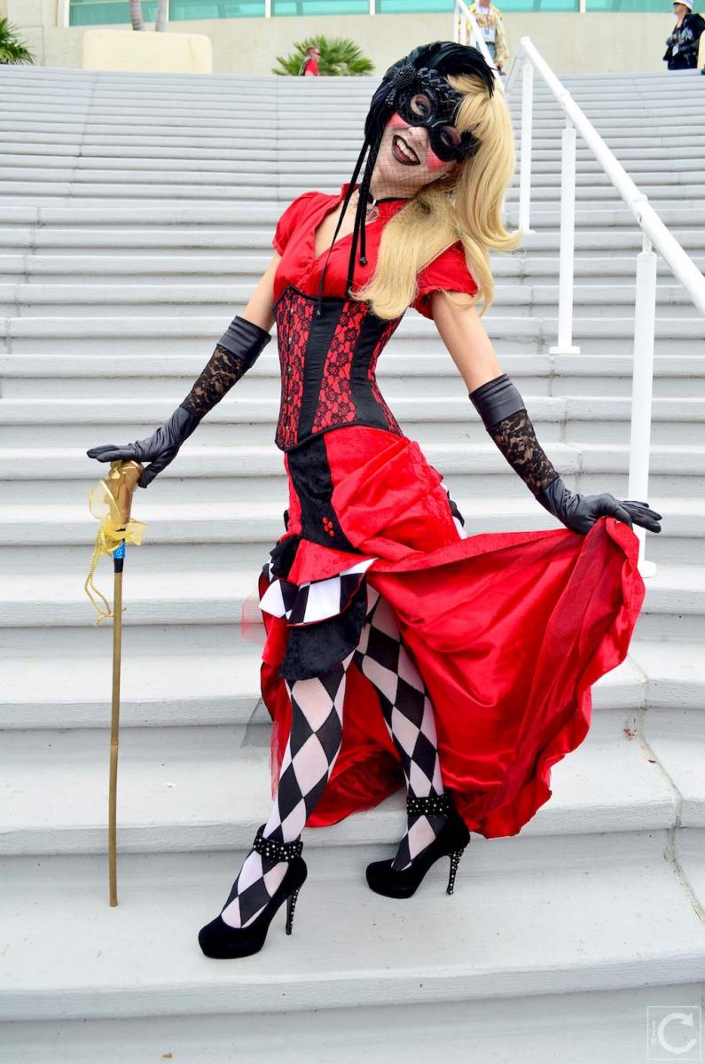 san-diego-comic-con-2016-cosplay-28-harley-quinn