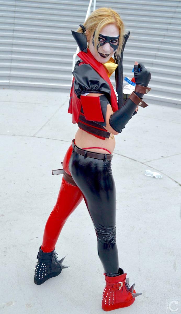 san-diego-comic-con-2016-cosplay-4-harley-quinn