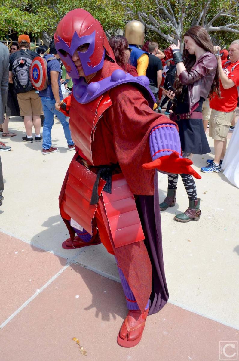 san-diego-comic-con-2016-cosplay-78-magneto-samurai-x-men
