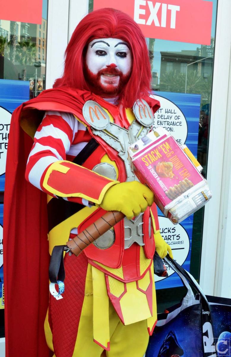 san-diego-comic-con-2016-cosplay-93-mcthor