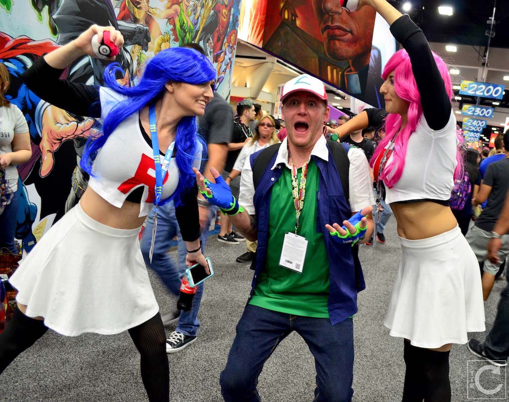 san-diego-comic-con-2016-cosplay-outtakes-27-ash-pokemon-team-rocket