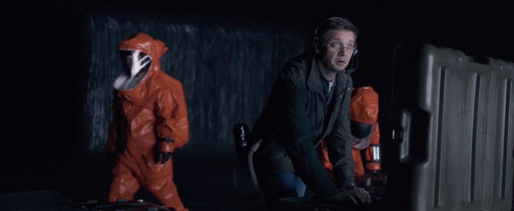Arrival Movie Jeremy Renner