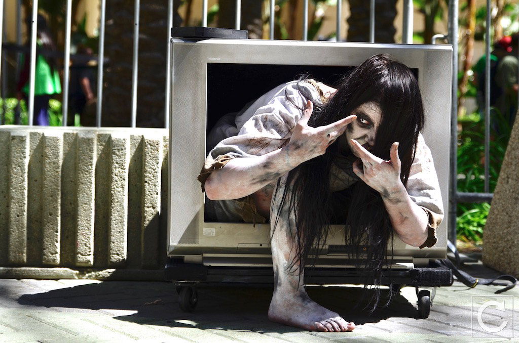 WonderCon 2017 Cosplay Samara The Ring 5