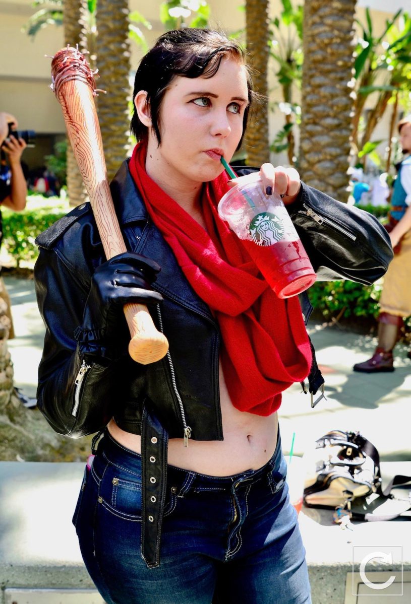 WonderCon 2017 Cosplay Funny Fem Negan The Walking Dead