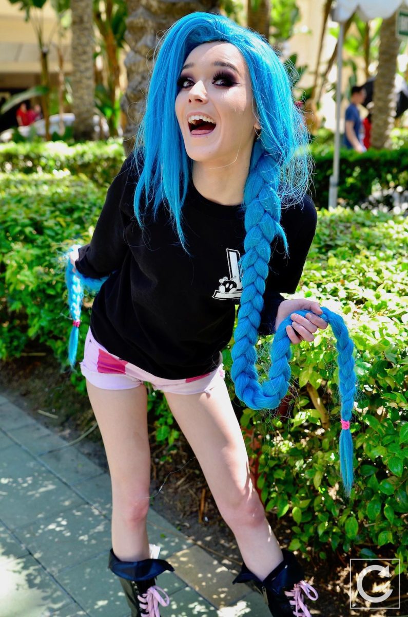 WonderCon 2017 Cosplay Funny Jinx League of Legends
