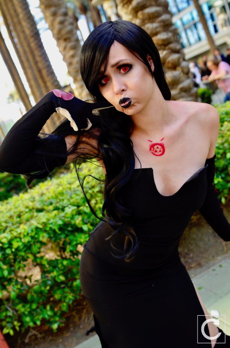 WonderCon 2017 Cosplay Funny Lust Fullmetal Alchemist