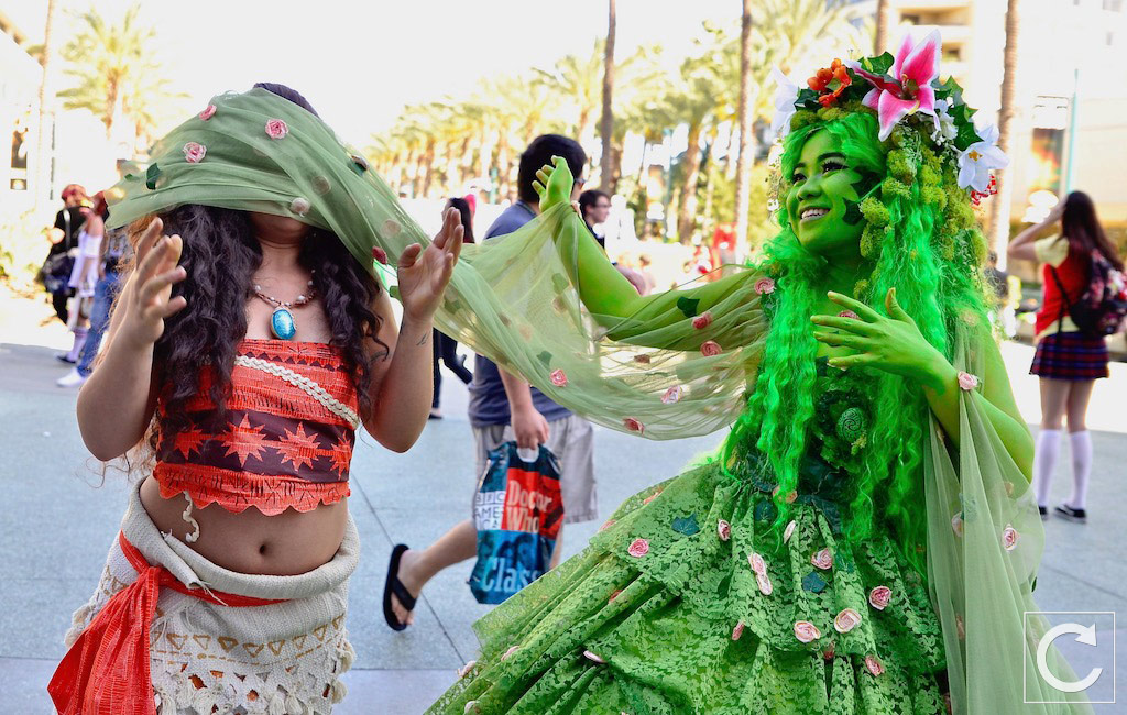 WonderCon 2017 Cosplay Funny Moana and Tefiti