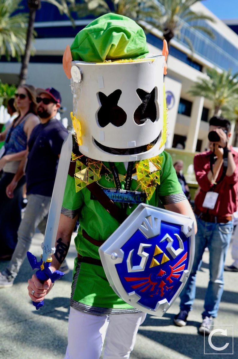 WonderCon 2017 Cosplay Marshmello Link