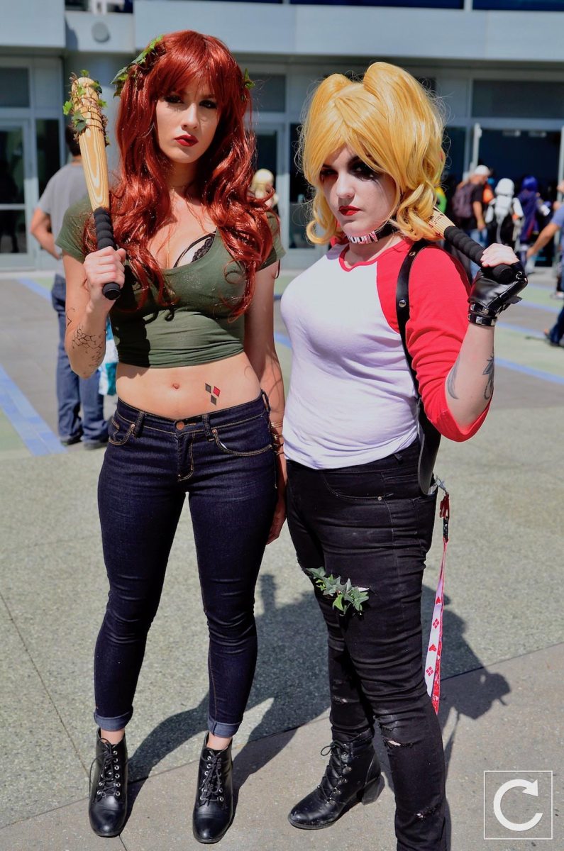 WonderCon 2017 Cosplay Poison Ivy and Harley Quinn